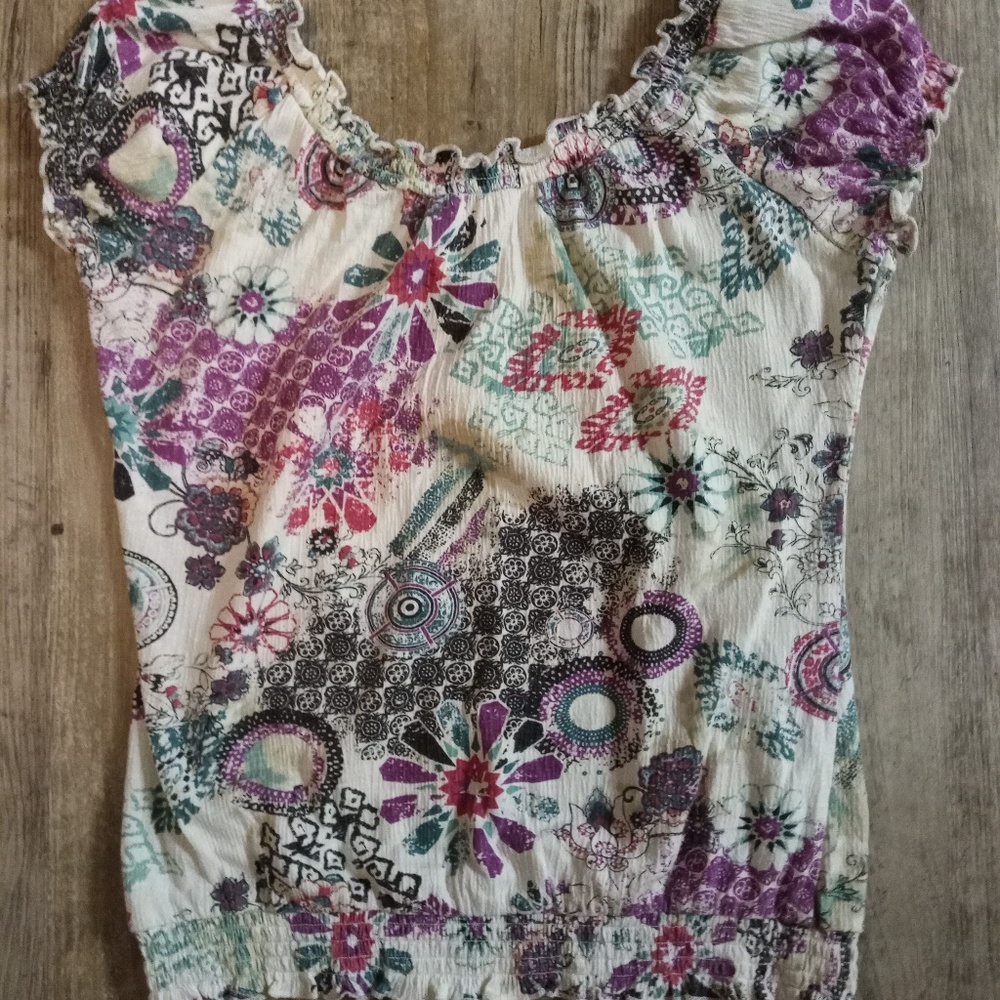 (2) Shirts - Picture 2 of 2
